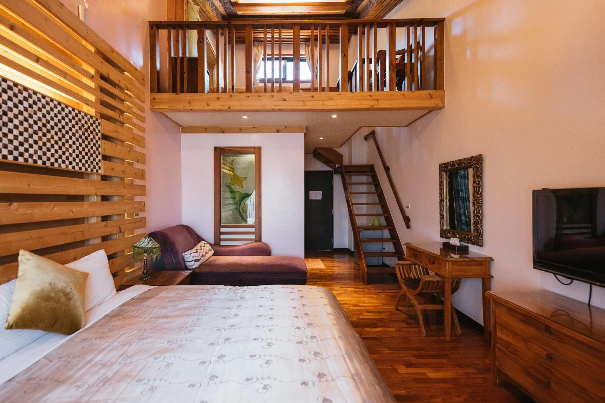 Yun Wu B&B Ren'ai Eksteriør billede
